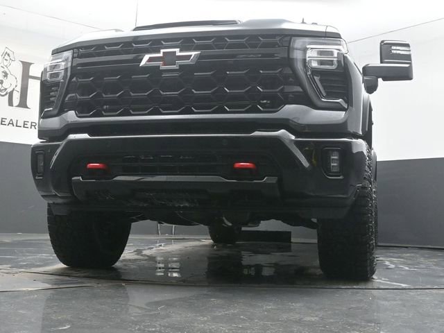 New 2026 Chevrolet Silverado 2500 ZR2 image 4