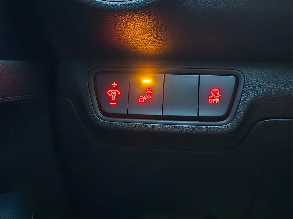 Used 2024 Kia Forte GT-Line w/ GT-Line Premium Package image 17