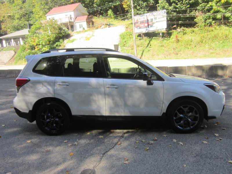 Used 2018 Subaru Forester 2.5i Premium AWD/4WD image 4