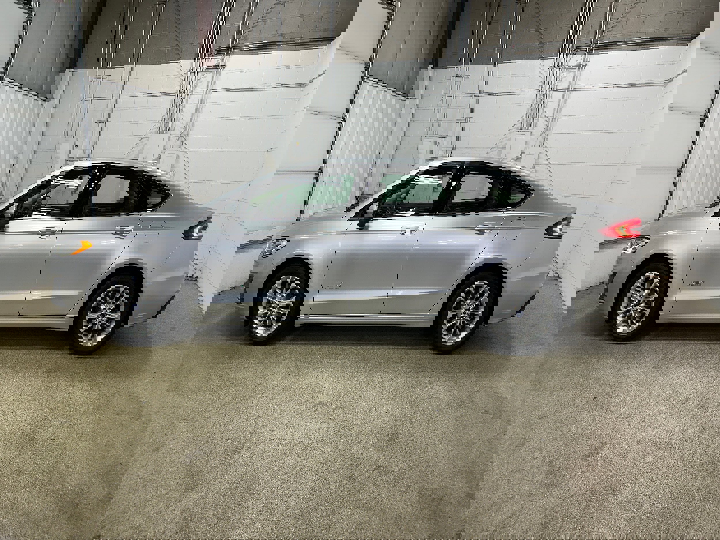 Certified 2019 Ford Fusion SE image 4