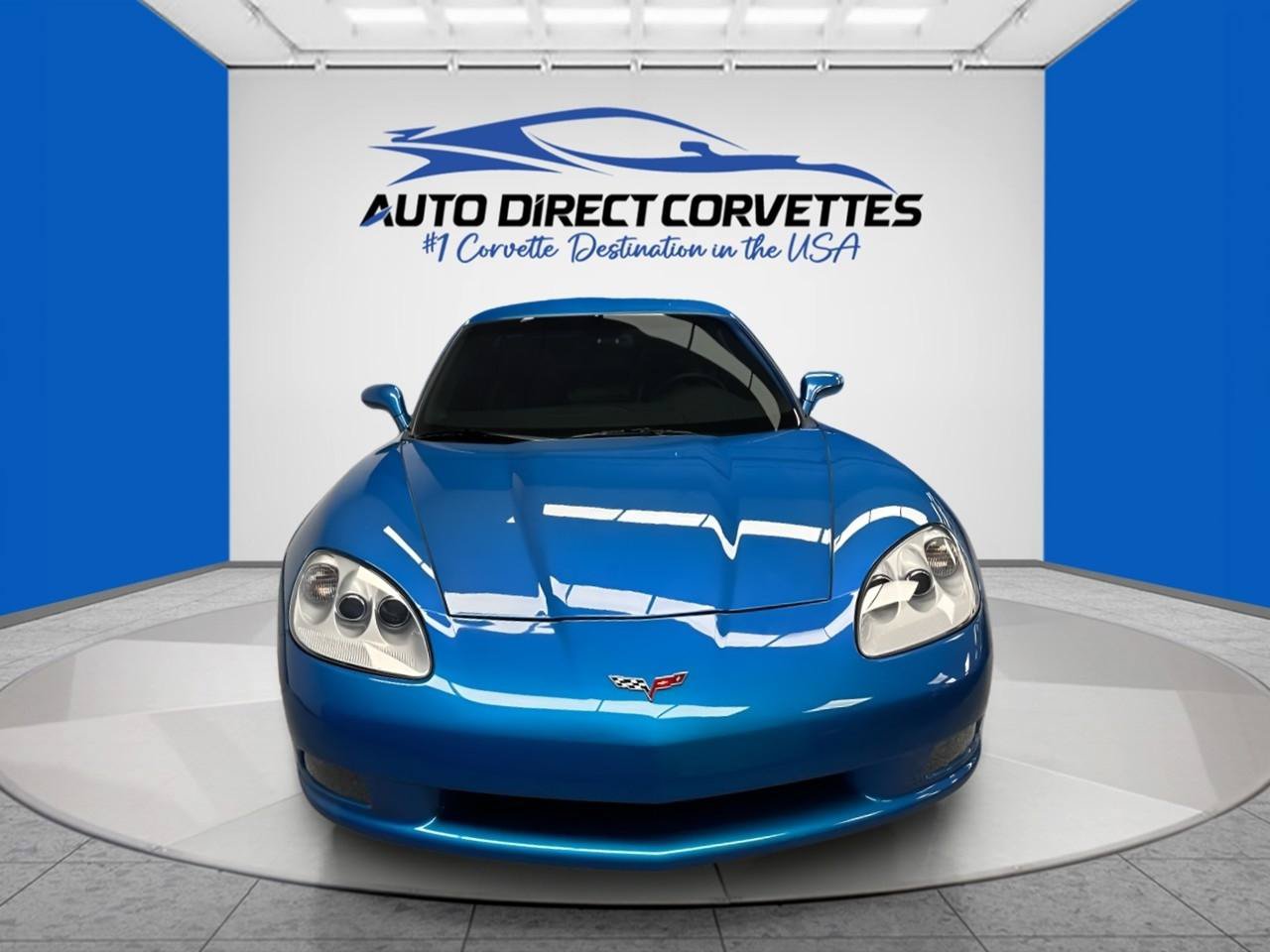 Used 2011 Chevrolet Corvette Coupe w/ 1LT RWD image 29