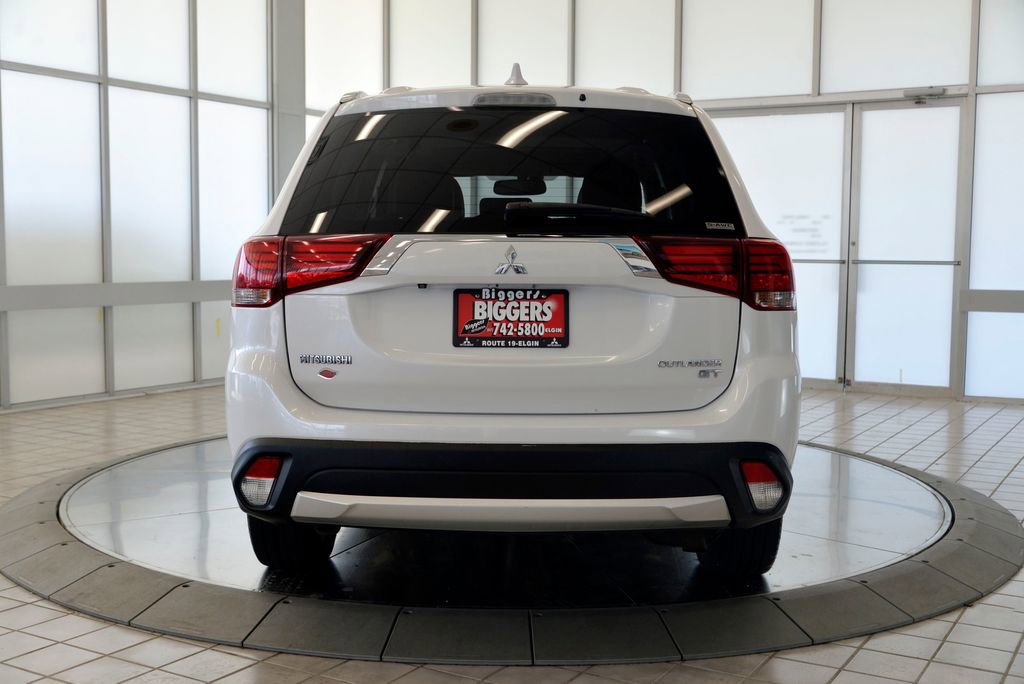 Used 2017 Mitsubishi Outlander GT AWD/4WD image 8