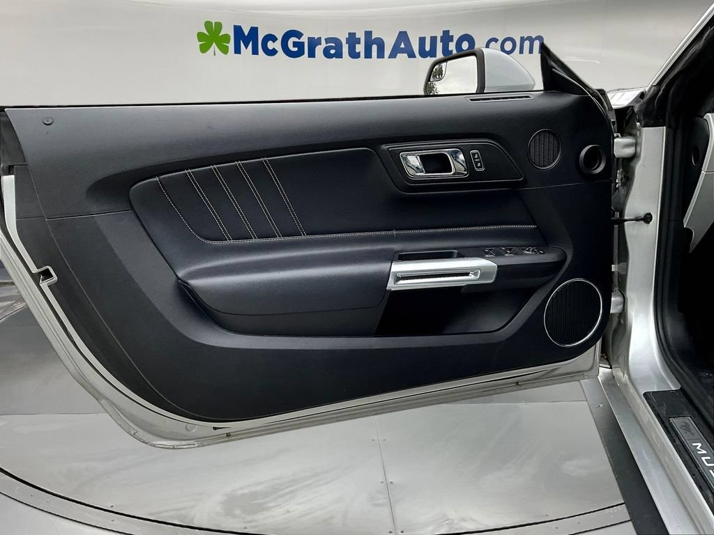 Used 2017 Ford Mustang Premium RWD image 22