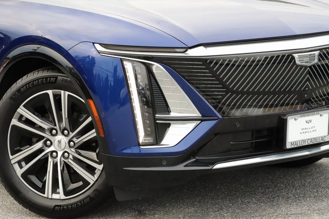 Used 2024 Cadillac Lyriq Luxury image 5
