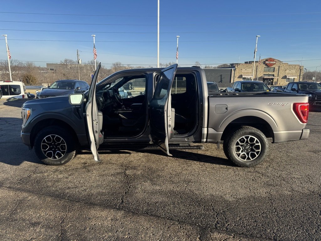 Used 2023 Ford F150 XLT w/ Equipment Group 302A High image 4