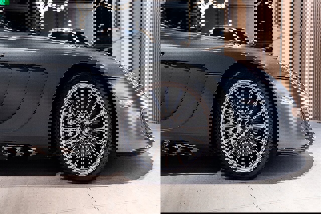 Used 2005 Mercedes-Benz SLR image 29