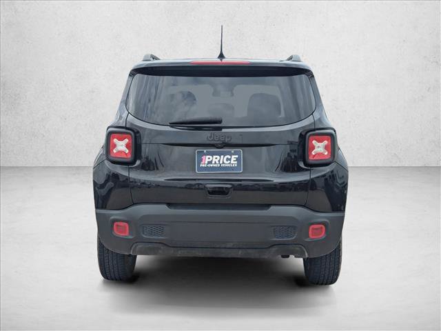 Used 2023 Jeep Renegade Latitude AWD/4WD image 6