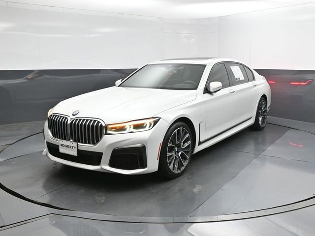 Used 2020 BMW 740i w/ M Sport Package image 22