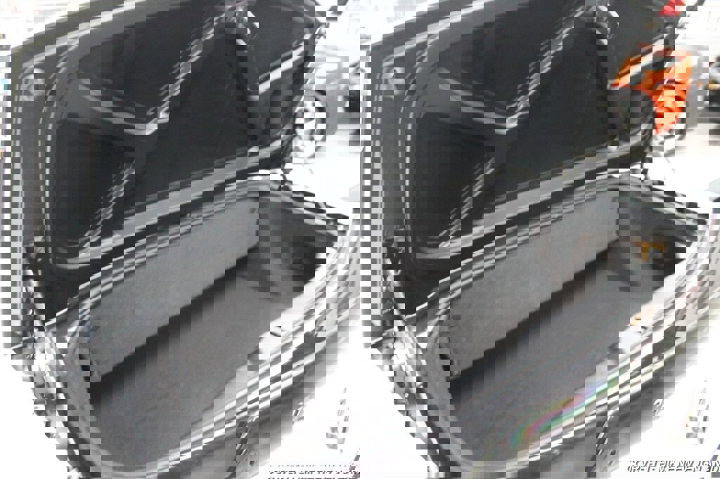 Used 2016 Chevrolet Corvette Z06 w/ 3LZ Preferred Equipment Group image 25