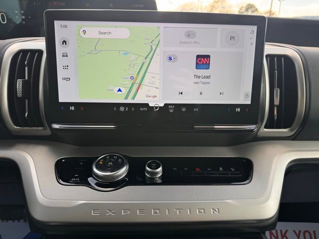 Used 2025 Ford Expedition Active image 12