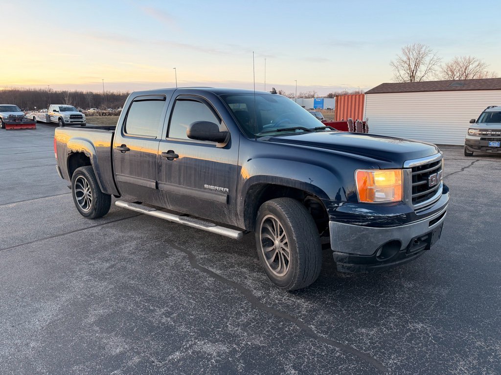 Used 2011 GMC Sierra 1500 SL image 2