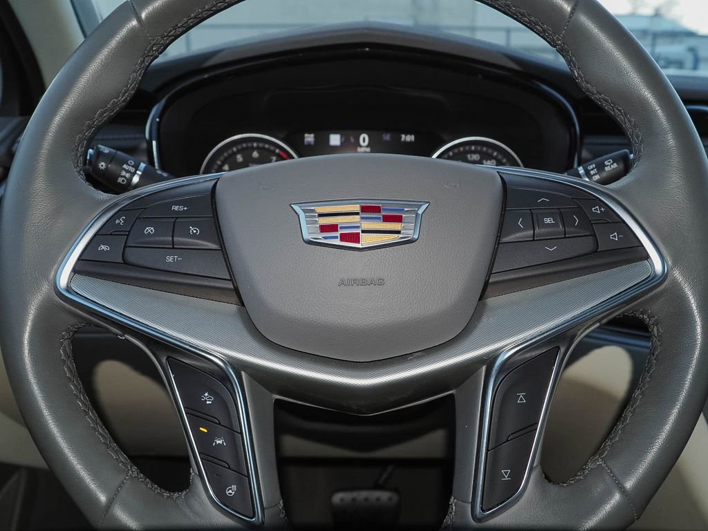 Used 2023 Cadillac XT5 Premium Luxury w/ Technology Package image 32