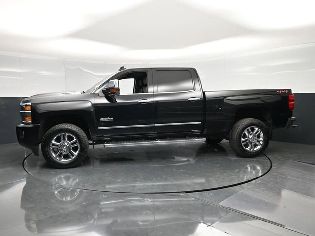 Used 2019 Chevrolet Silverado 2500 High Country w/ Duramax Plus Package AWD/4WD image 9