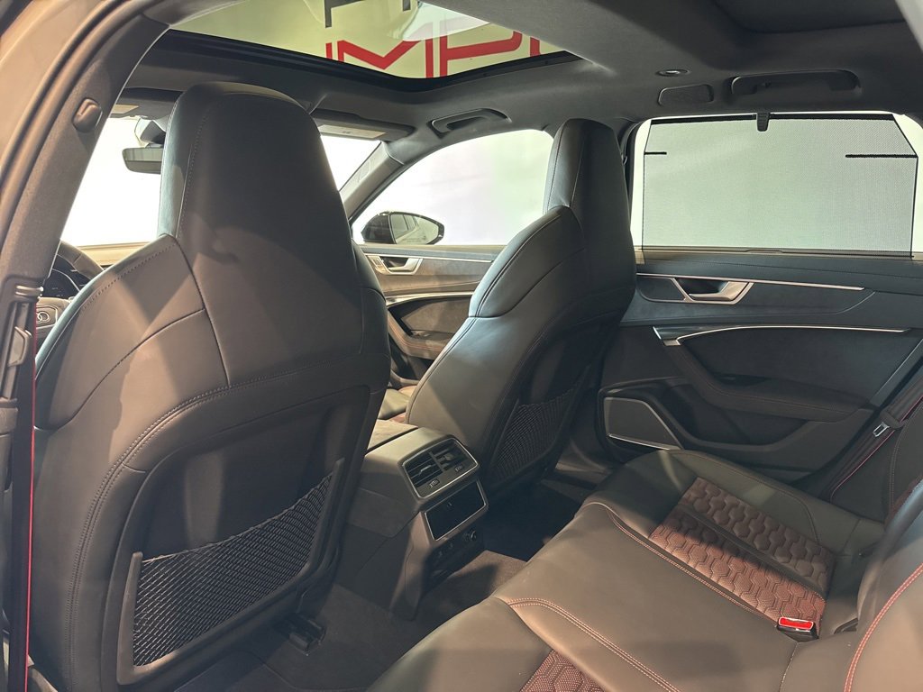 Used 2024 Audi RS 6 performance image 33