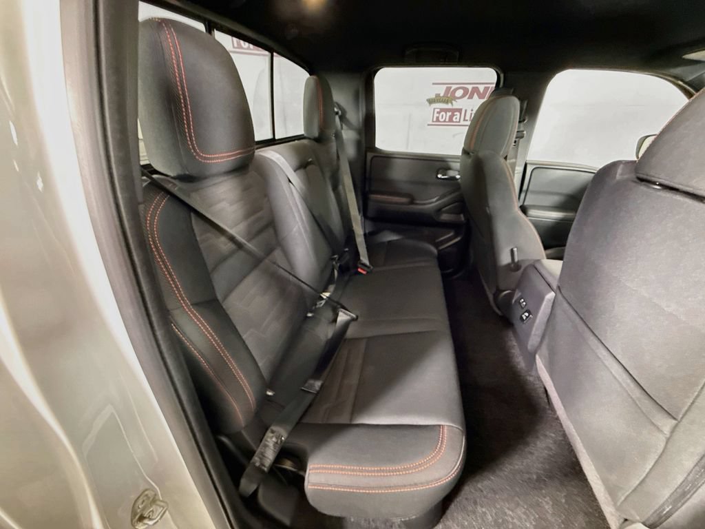 Used 2022 Nissan Frontier PRO-4X AWD/4WD image 31