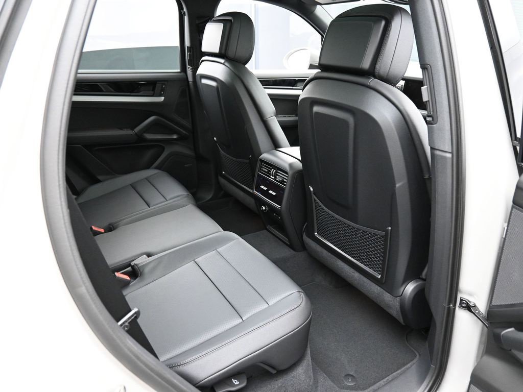 New 2026 Porsche Cayenne E-Hybrid image 28