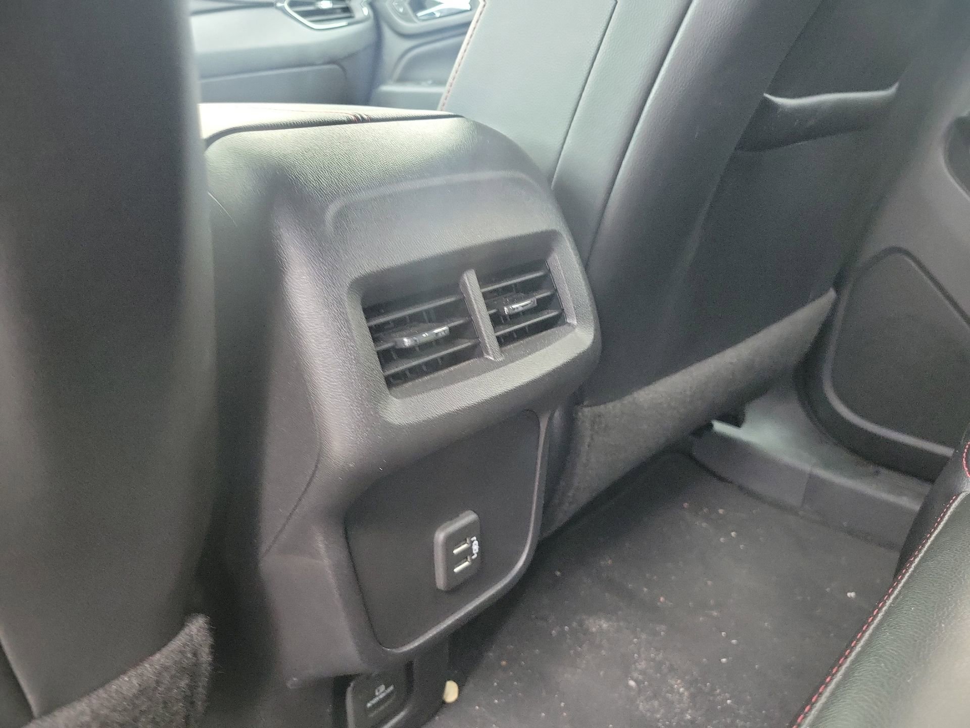 Used 2022 Chevrolet Equinox RS w/ RS Leather Package AWD/4WD image 22