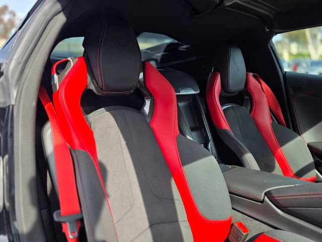 Used 2023 Chevrolet Corvette Stingray Preferred Cpe w/ Z51 Performance Package image 7