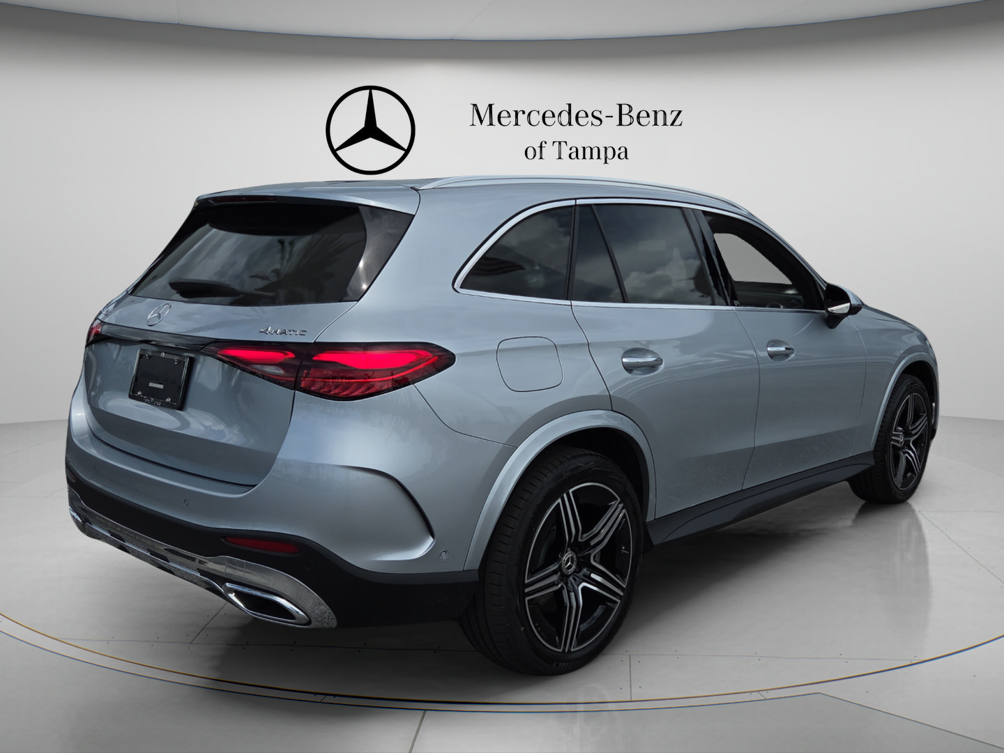 New 2026 Mercedes-Benz GLC 350e 4MATIC image 5