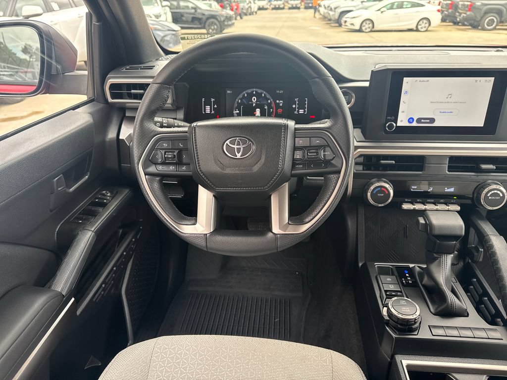 Certified 2025 Toyota 4Runner SR5 AWD/4WD image 14