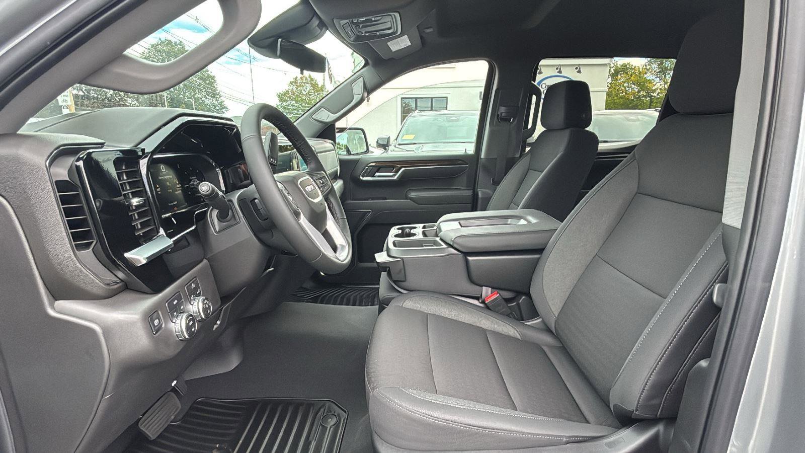 New 2026 GMC Sierra 1500 Elevation image 24