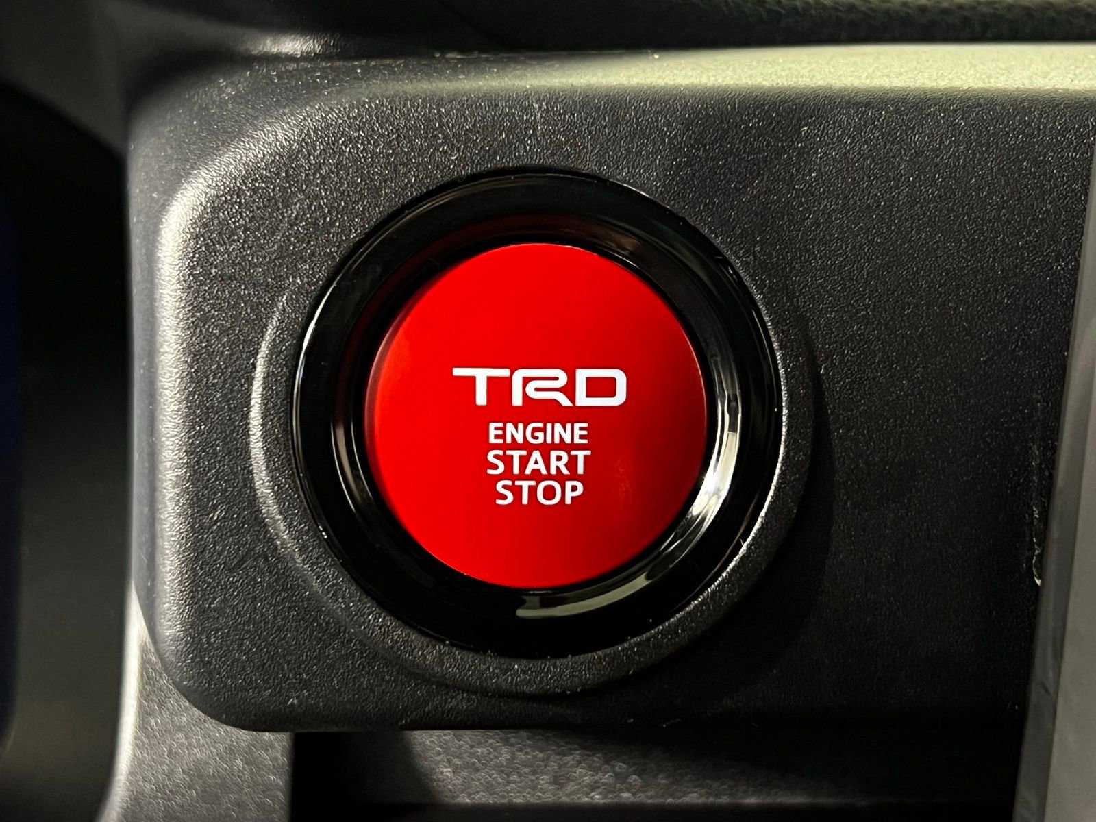 Certified 2025 Toyota 4Runner TRD Off-Road image 21