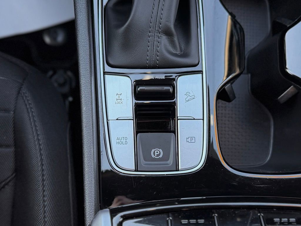 Used 2022 Hyundai Santa Cruz SEL image 15