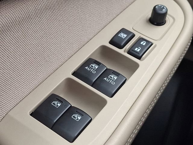 Used 2018 Subaru Outback 2.5i Premium image 25