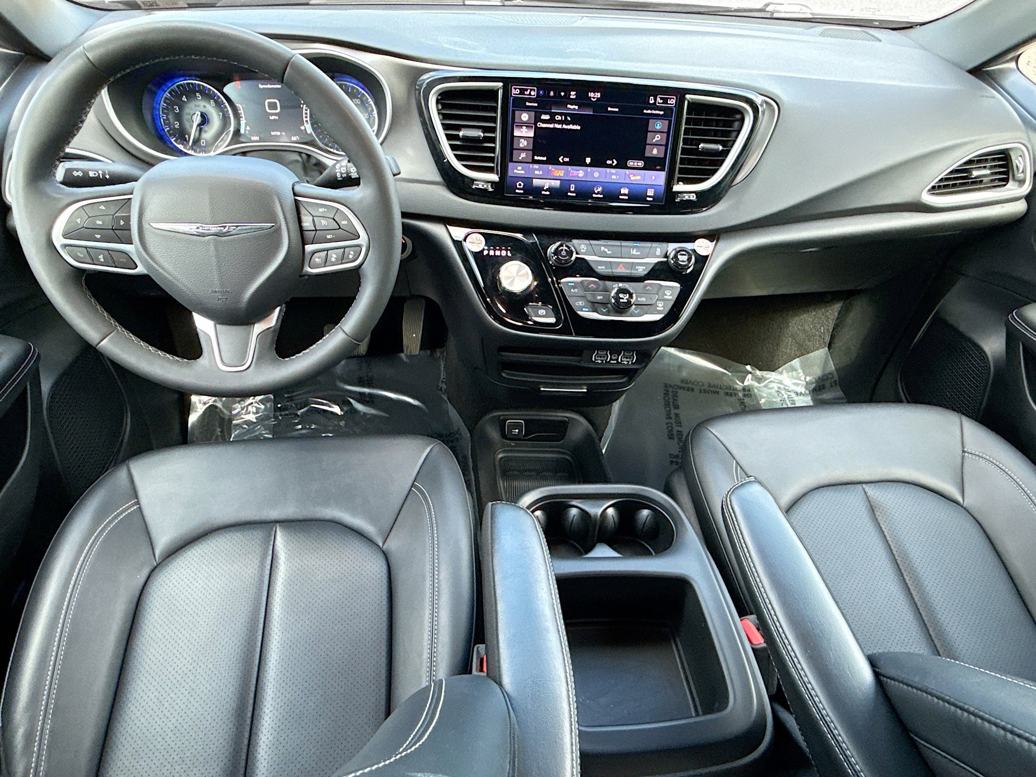 Used 2025 Chrysler Pacifica Select FWD image 15