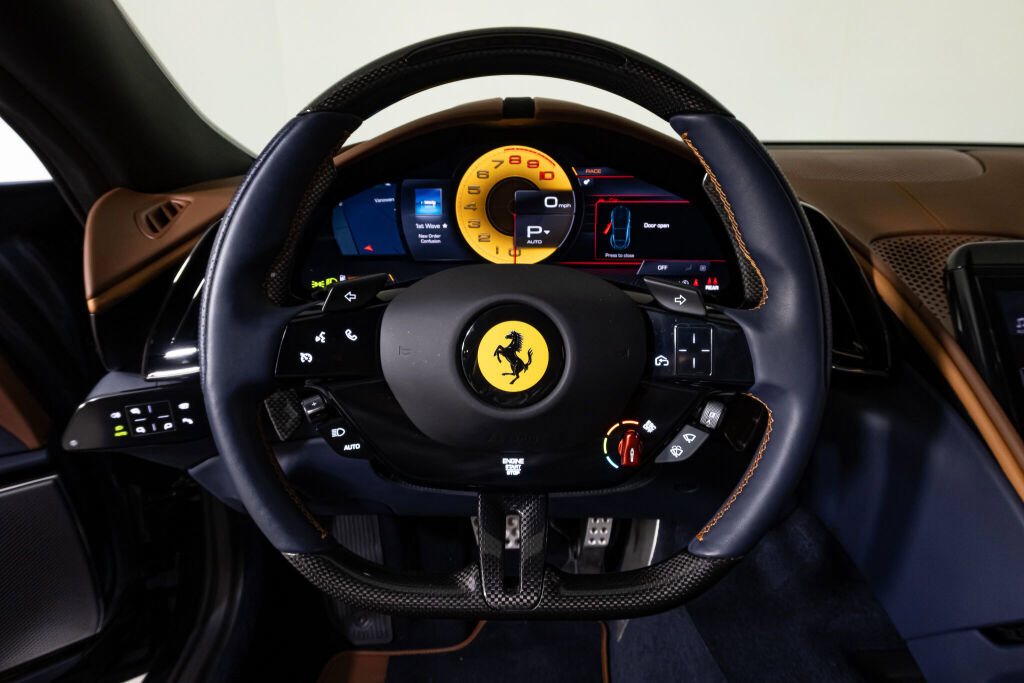 Used 2024 Ferrari Roma RWD image 13