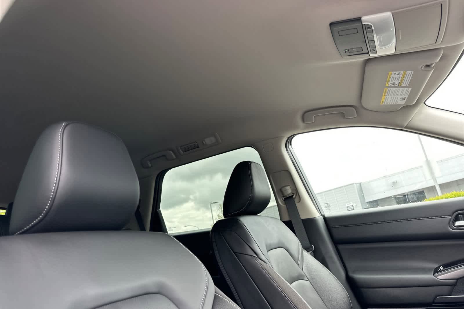 New 2026 Nissan Pathfinder SL AWD/4WD image 18