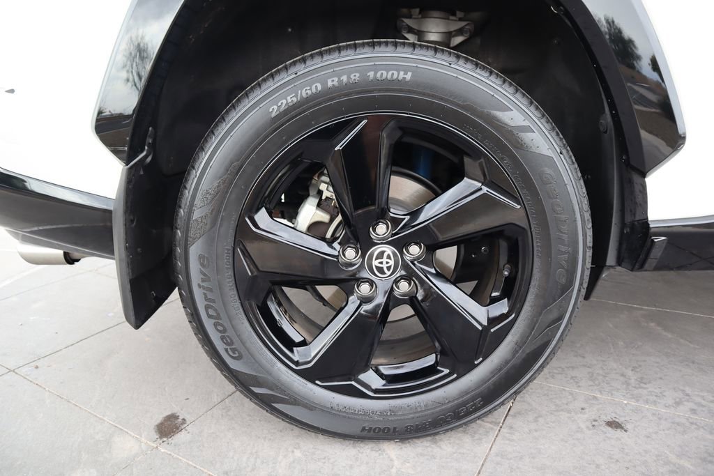 Used 2021 Toyota RAV4 XSE image 31