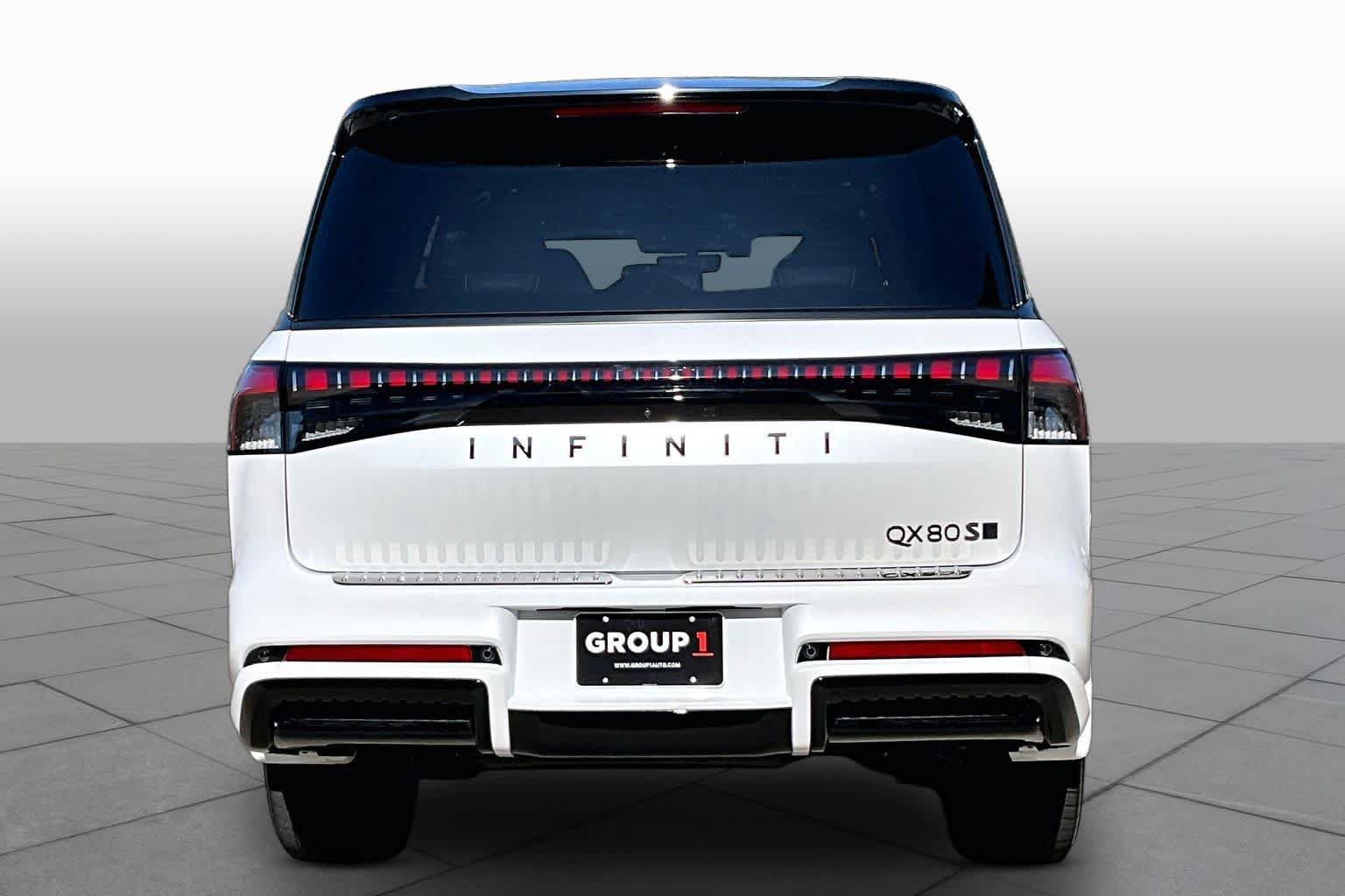 Used 2026 INFINITI QX80 4WD w/ Sport Exterior Package image 5
