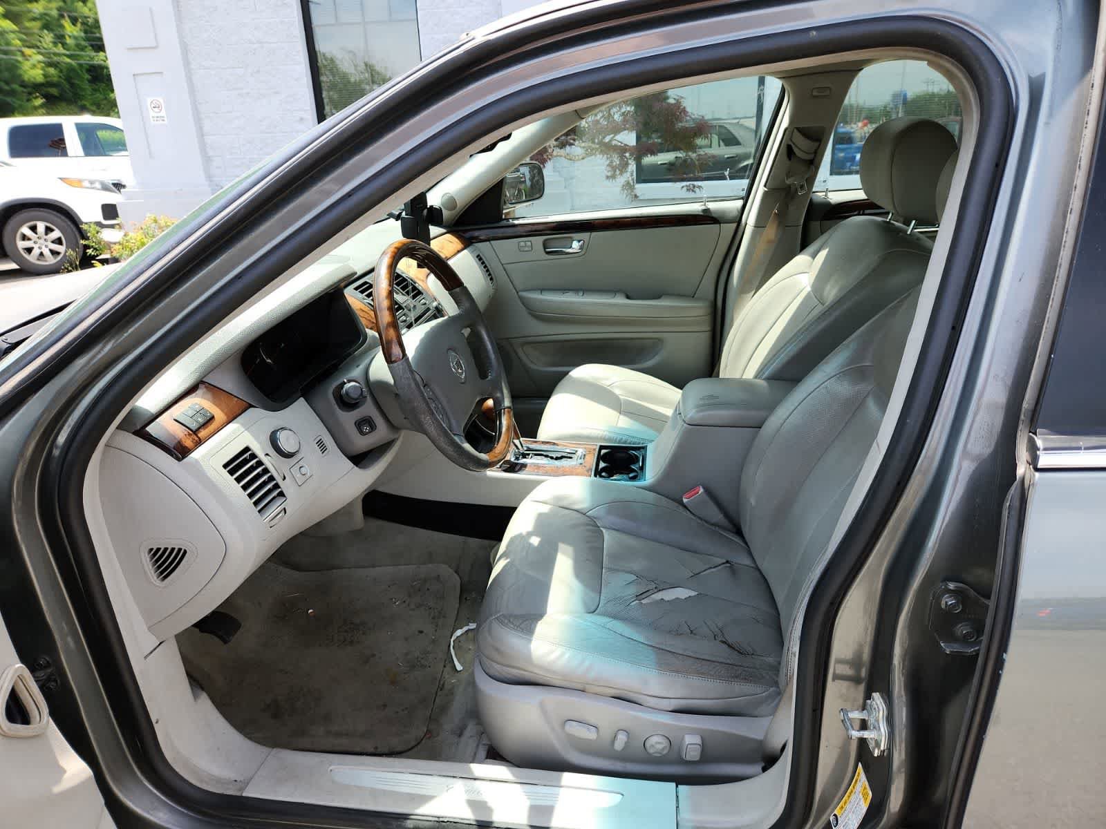 Used 2007 Cadillac DTS Performance FWD image 13