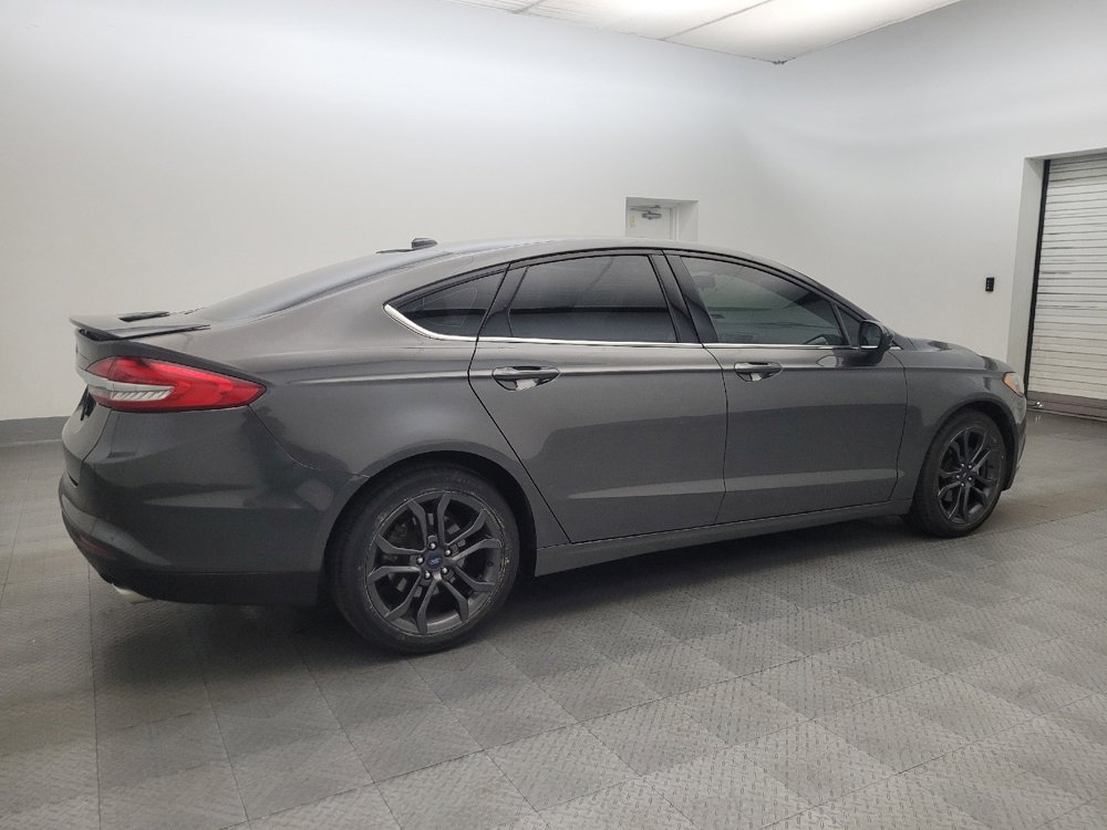 Used 2018 Ford Fusion SE w/ Equipment Group 201A FWD image 10