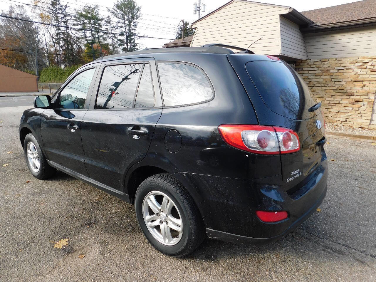 Used 2012 Hyundai Santa Fe GLS image 5