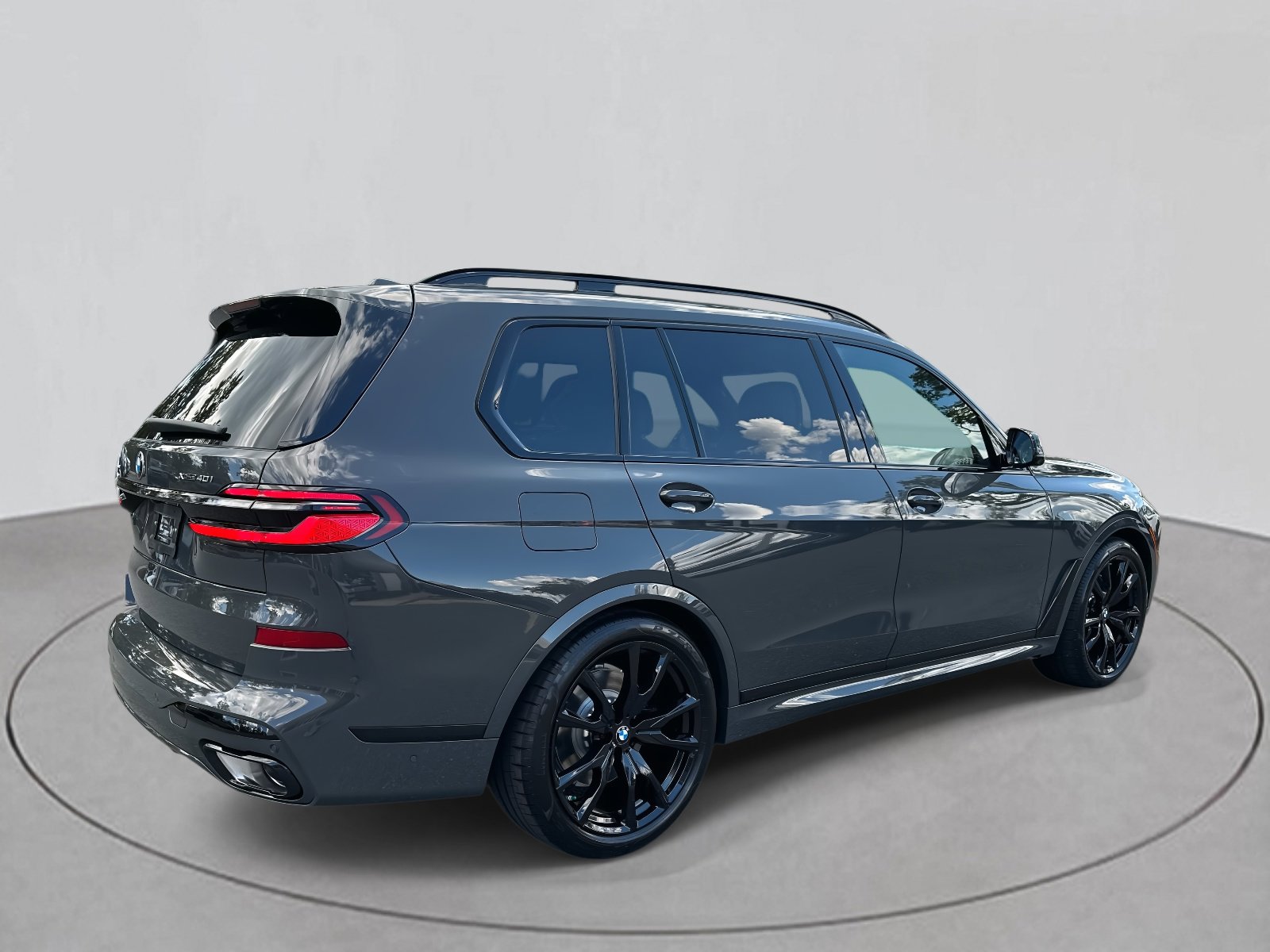 New 2026 BMW X7 xDrive40i w/ M Sport Package image 5