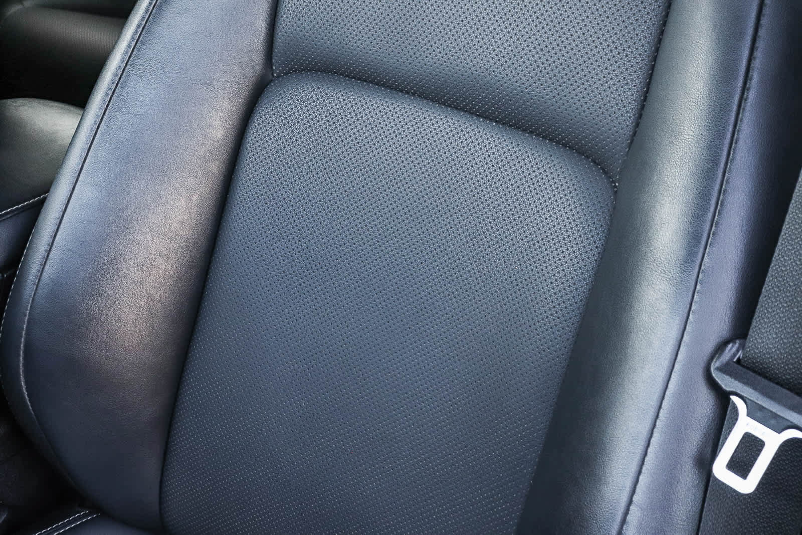 Used 2021 Lexus IS 300 w/ Comfort Package RWD image 29