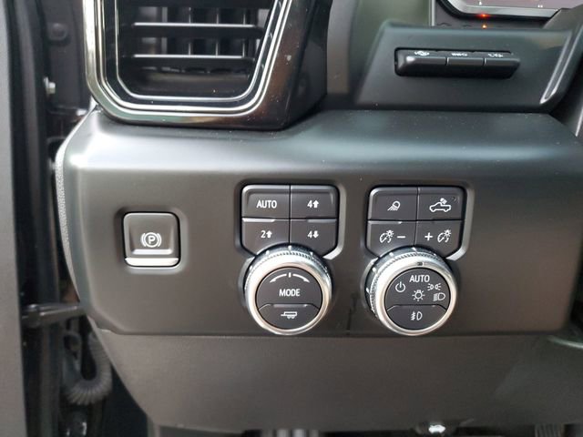 Used 2022 GMC Sierra 1500 AT4 w/ AT4 Premium Package image 30