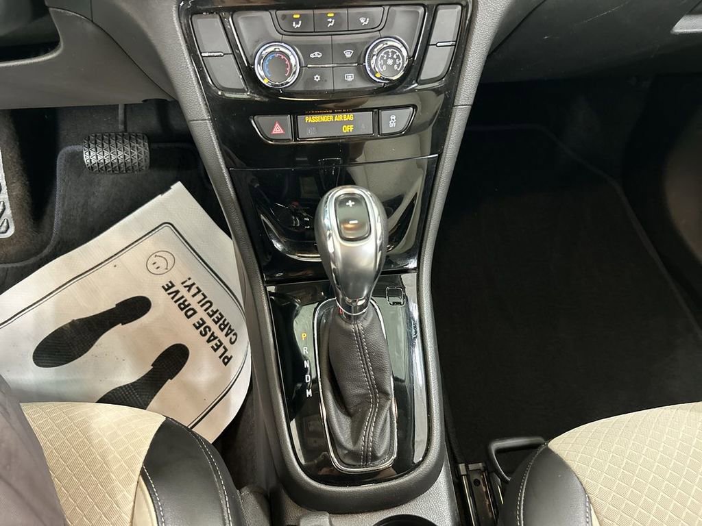 Used 2020 Buick Encore Preferred FWD image 16