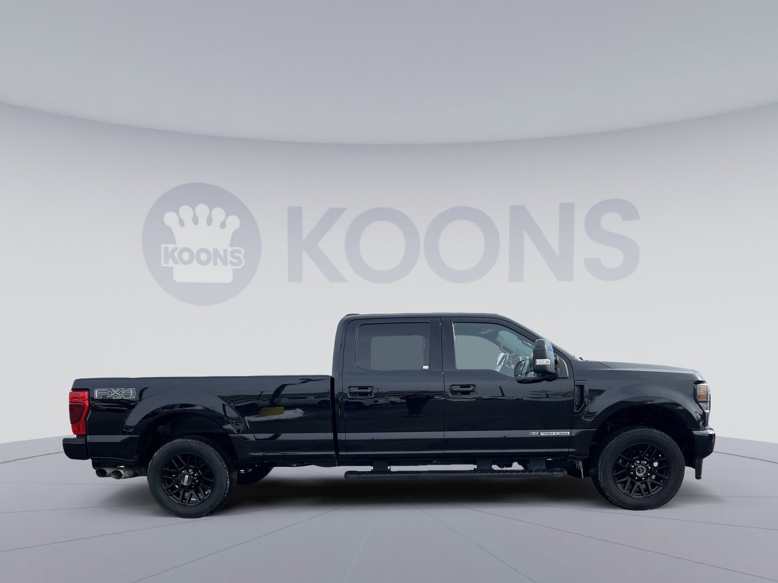 Used 2022 Ford F250 Lariat w/ Black Appearance Package image 7