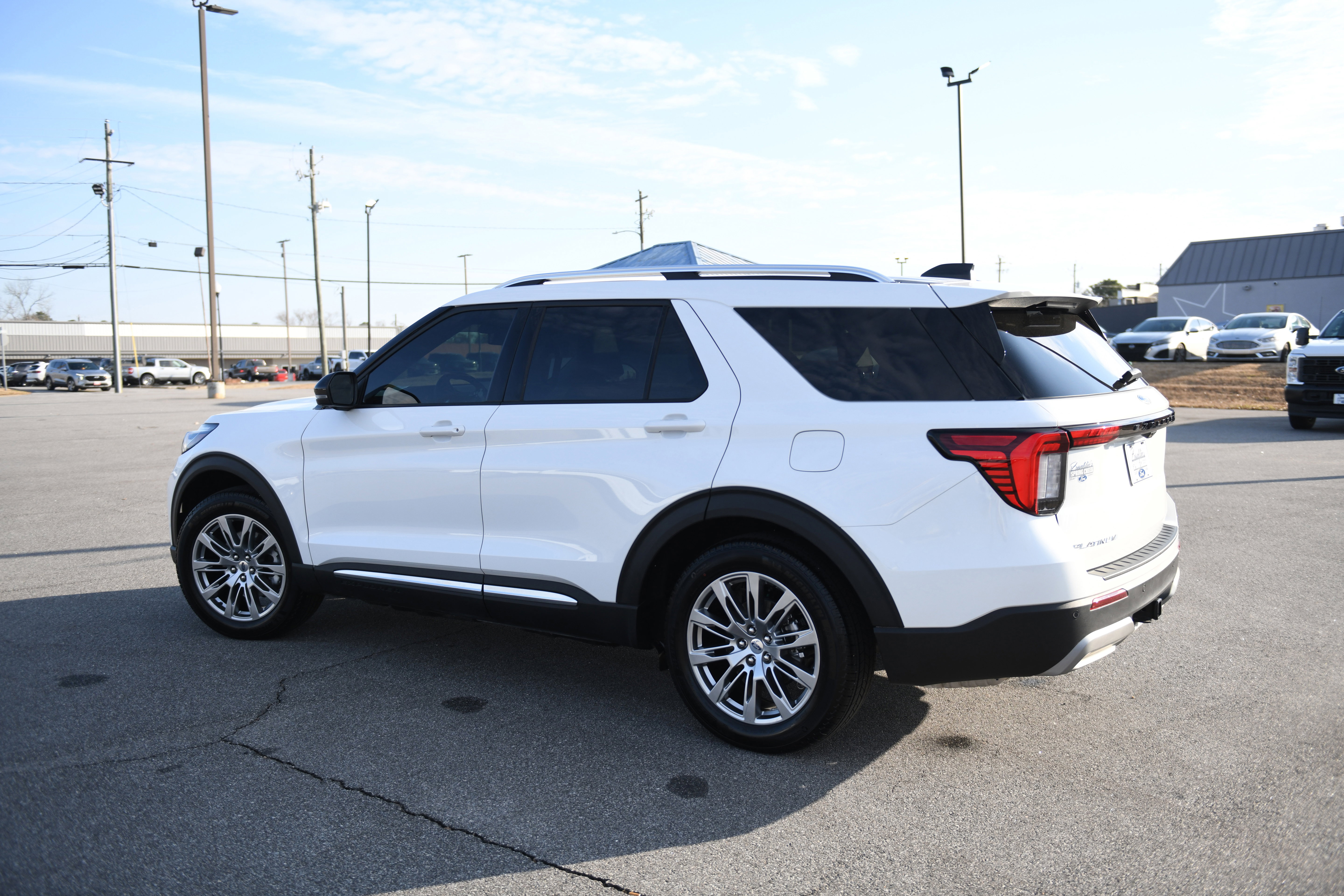 Used 2025 Ford Explorer Platinum image 7