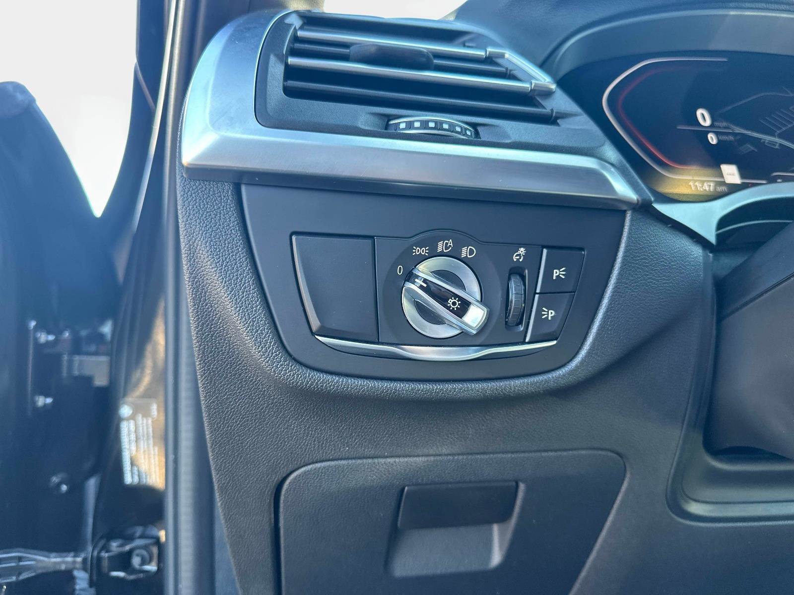 Used 2023 BMW X3 sDrive30i w/ Premium Package image 27