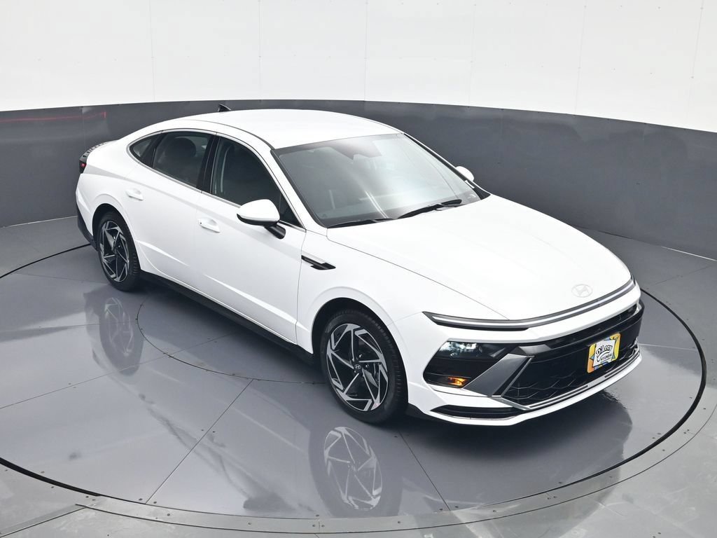 New 2026 Hyundai Sonata SEL FWD image 15