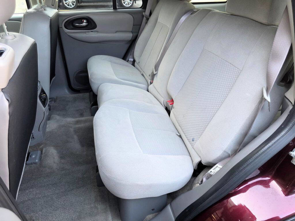 Used 2007 Chevrolet TrailBlazer LS w/ LS Preferred Equipment Group image 20
