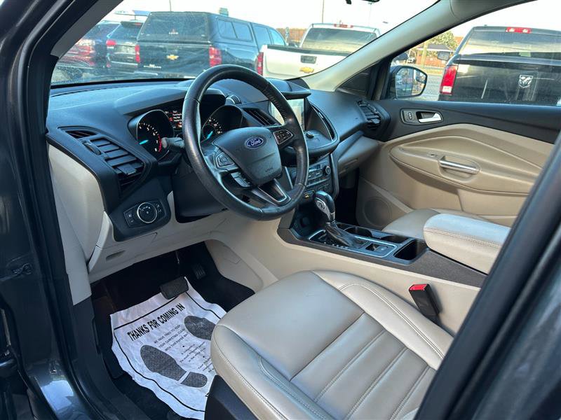 Used 2019 Ford Escape SEL image 28