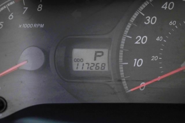 Used 2011 Toyota Sienna LE FWD image 22