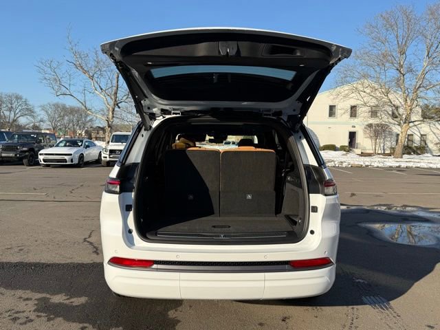 New 2026 Jeep Grand Cherokee L Summit image 9