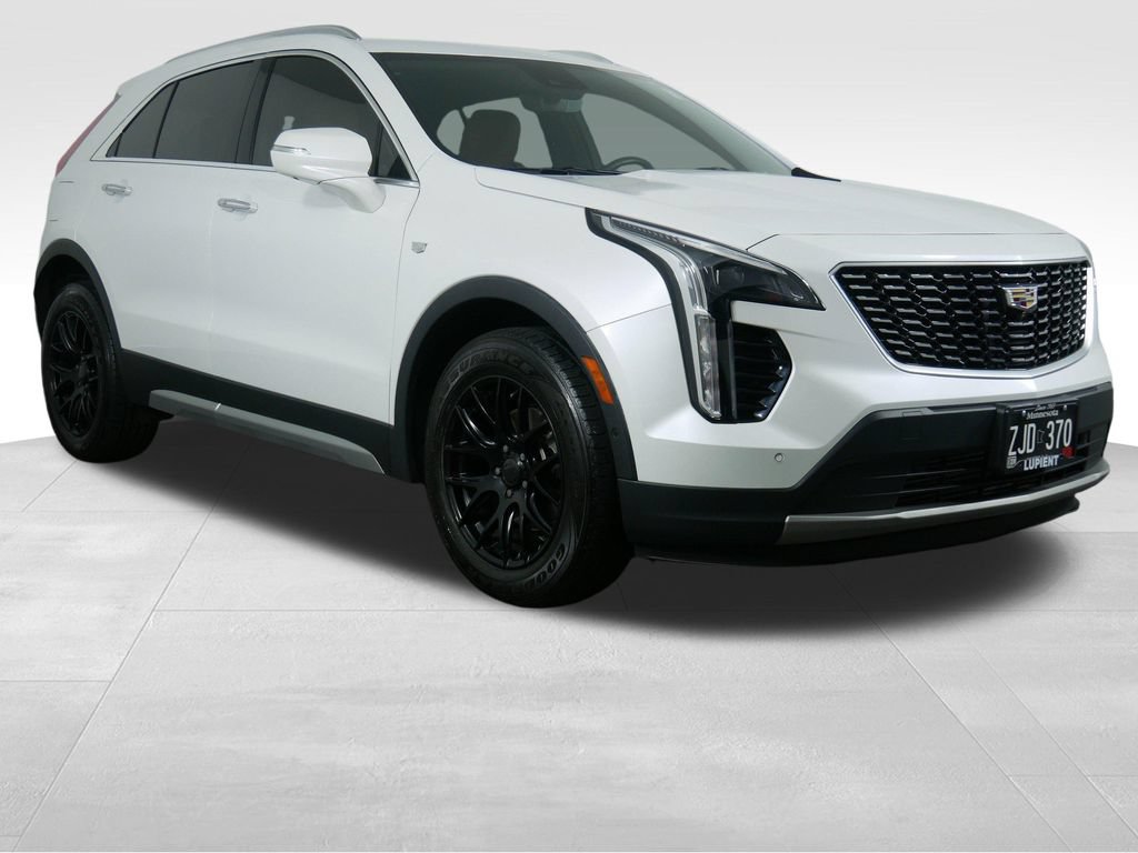 Used 2019 Cadillac XT4 Premium Luxury w/ Enhanced Visibility Package AWD/4WD image 2