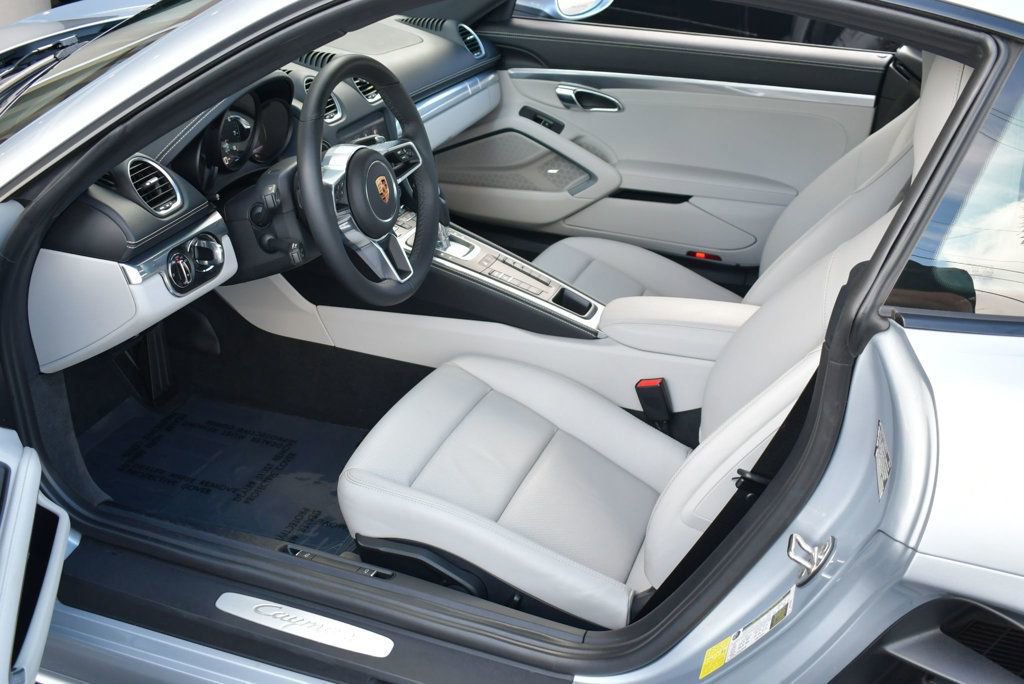 Used 2018 Porsche 718 Cayman RWD image 40